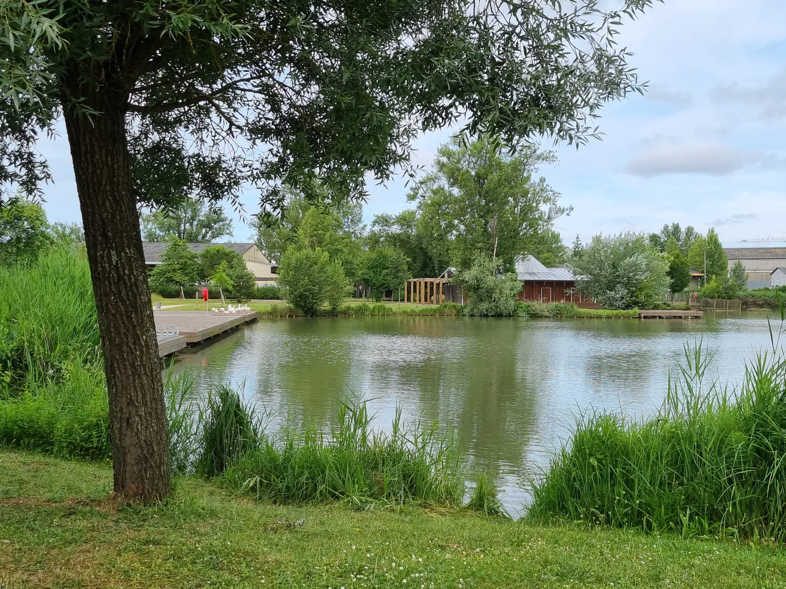L'Etang Heureux